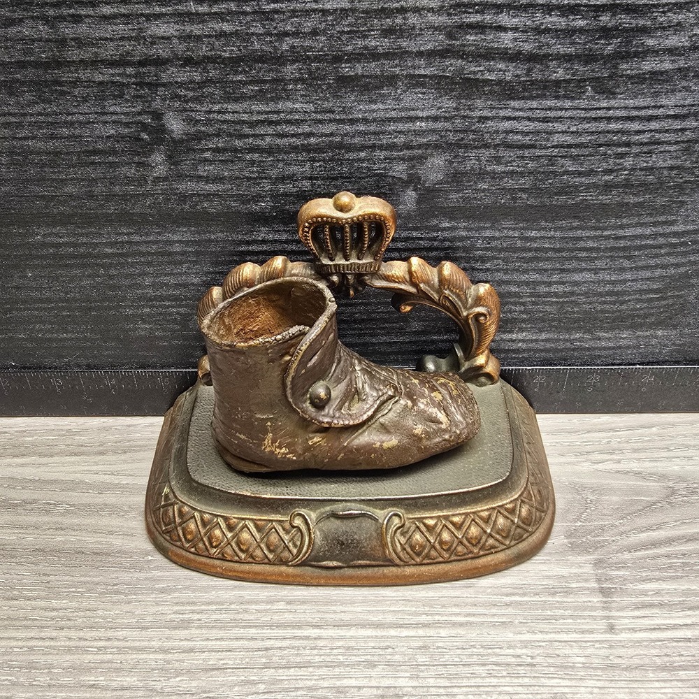 Vintage  Bronzecraft Baby Shoe Plaque - So Cool!! - Picture 2 of 7